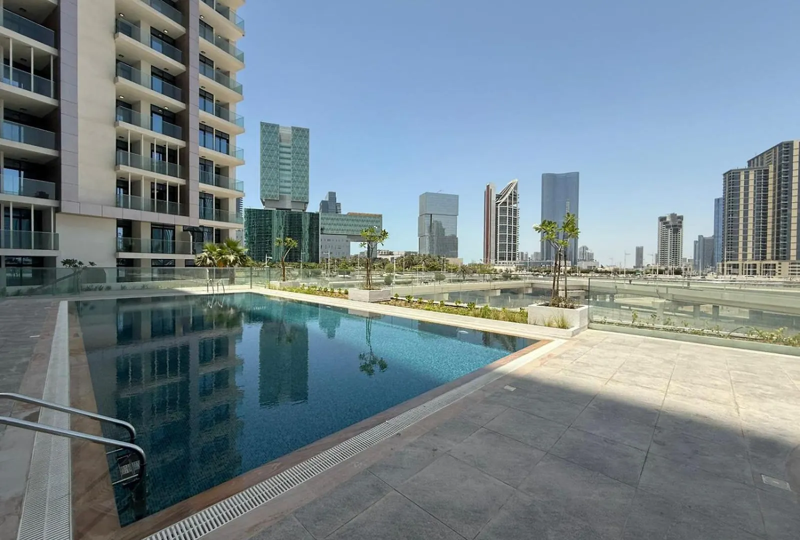 Апартаменты Elegant 3-Bedroom Duplex In Al Maryah Vista 1 Абу-Даби ОАЭ